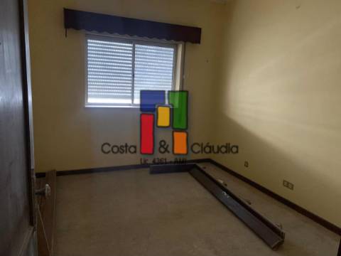 Apartamento T3 Venda em Viseu,Viseu