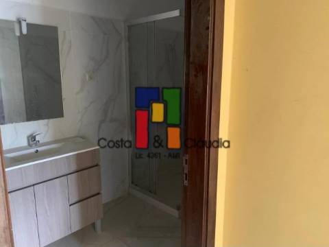 Apartamento T3 Venda em Viseu,Viseu