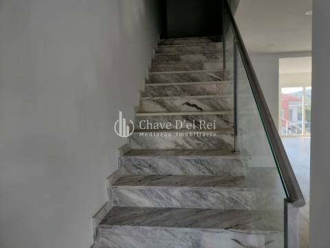 Moradia em Banda T3+2 Venda em Orgens,Viseu