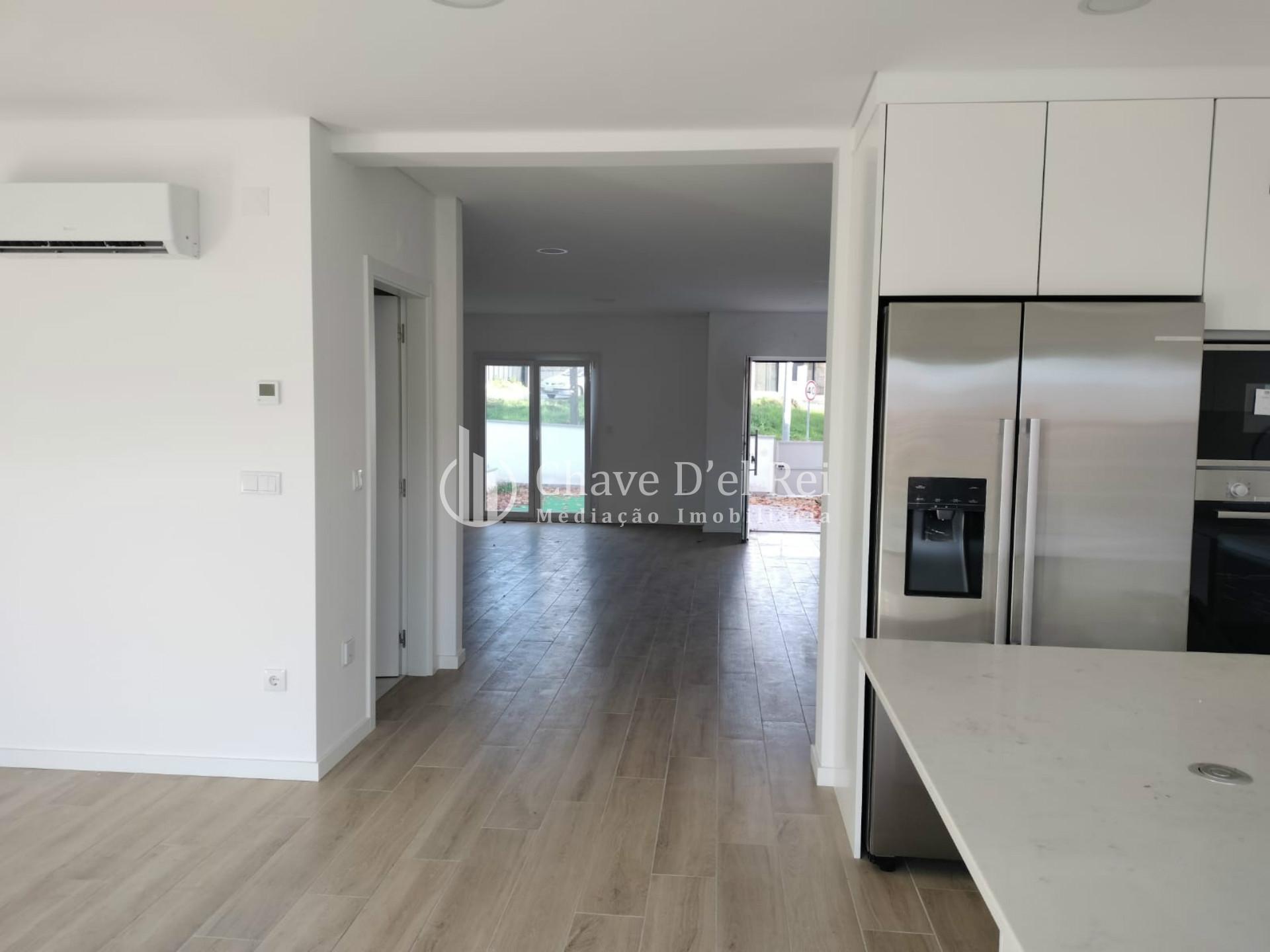 Moradia em Banda T3+2 Venda em Orgens,Viseu