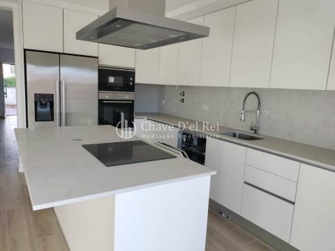 Moradia em Banda T3+2 Venda em Orgens,Viseu