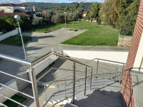 Moradia em Banda T3+2 Venda em Orgens,Viseu