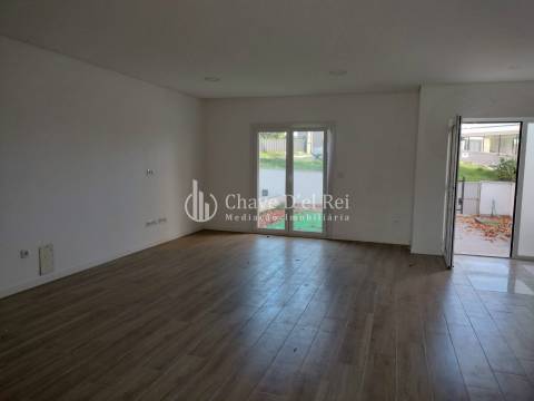 Moradia em Banda T3+2 Venda em Orgens,Viseu