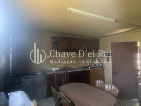 Moradia Isolada T3+2 Venda em Ribafeita,Viseu