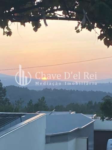 Moradia Isolada T3+2 Venda em Ribafeita,Viseu