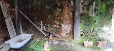 Moradia para Restaurar T1 Venda em São Cipriano e Vil de Souto,Viseu