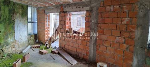 Moradia para Restaurar T1 Venda em São Cipriano e Vil de Souto,Viseu