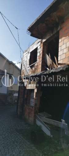 Moradia para Restaurar T1 Venda em São Cipriano e Vil de Souto,Viseu