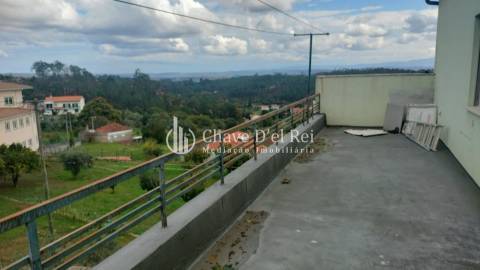Apartamento T1+1 Venda em Cavernães,Viseu