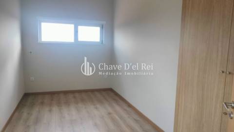 Apartamento T1+1 Venda em Cavernães,Viseu