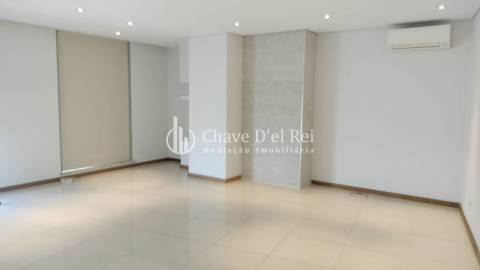 Apartamento T4 Venda em Viseu,Viseu