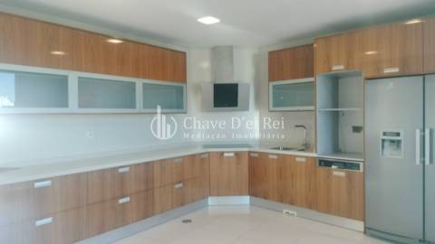 Apartamento T4 Venda em Viseu,Viseu