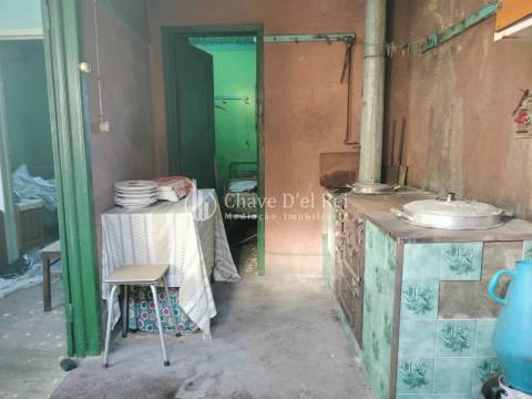 Moradia em Banda T2 Venda em Bodiosa,Viseu