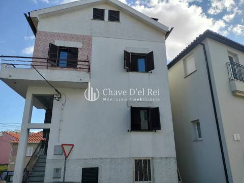 Moradia Geminada T3 Venda em Viseu,Viseu