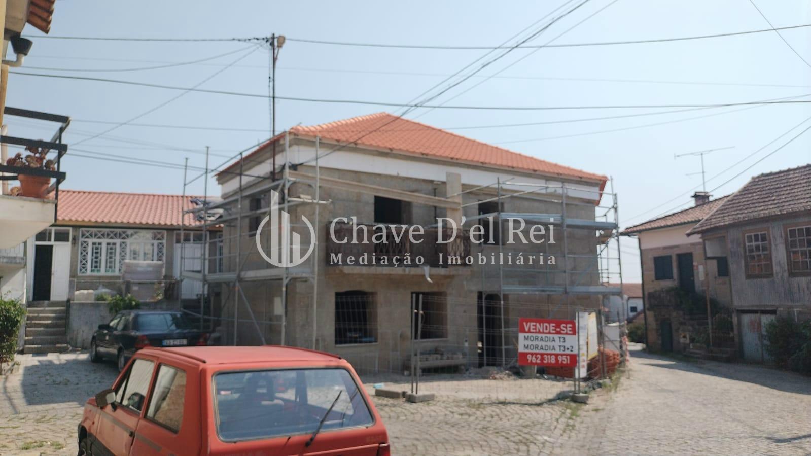 Moradia Geminada T3+2 Venda em São João de Lourosa,Viseu
