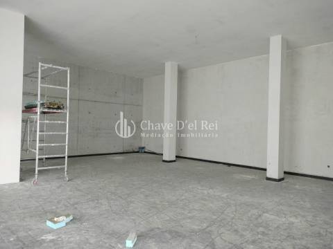 Loja  Venda em Repeses e São Salvador,Viseu