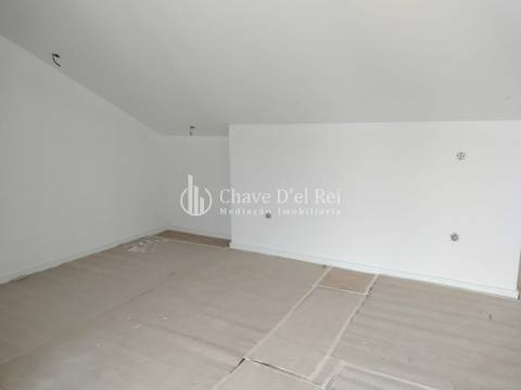 Apartamento T2+2 DUPLEX Venda em Repeses e São Salvador,Viseu