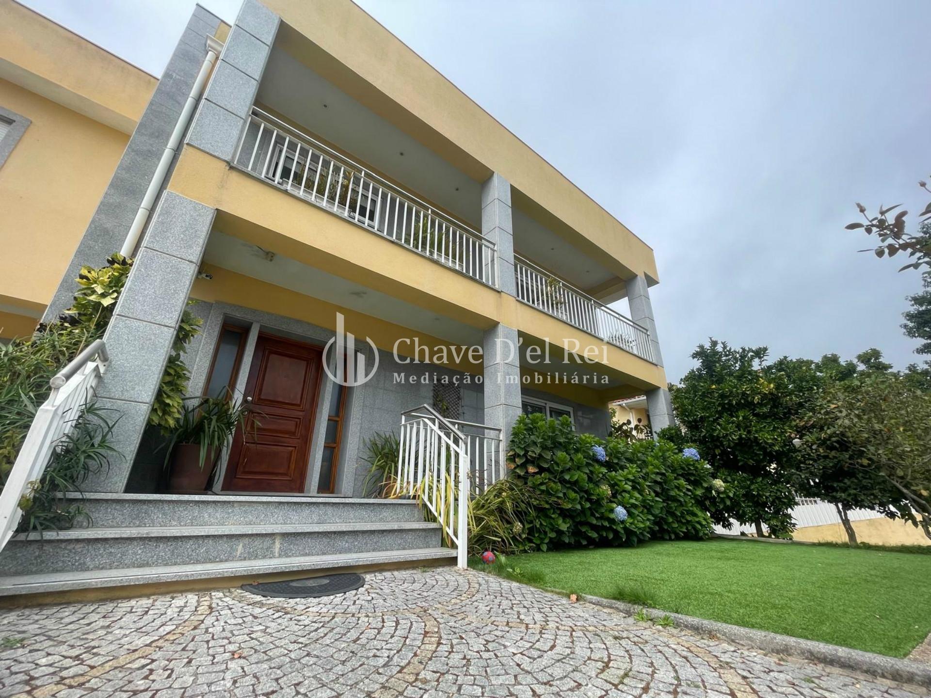 Moradia Geminada T4 Venda em Mundão,Viseu