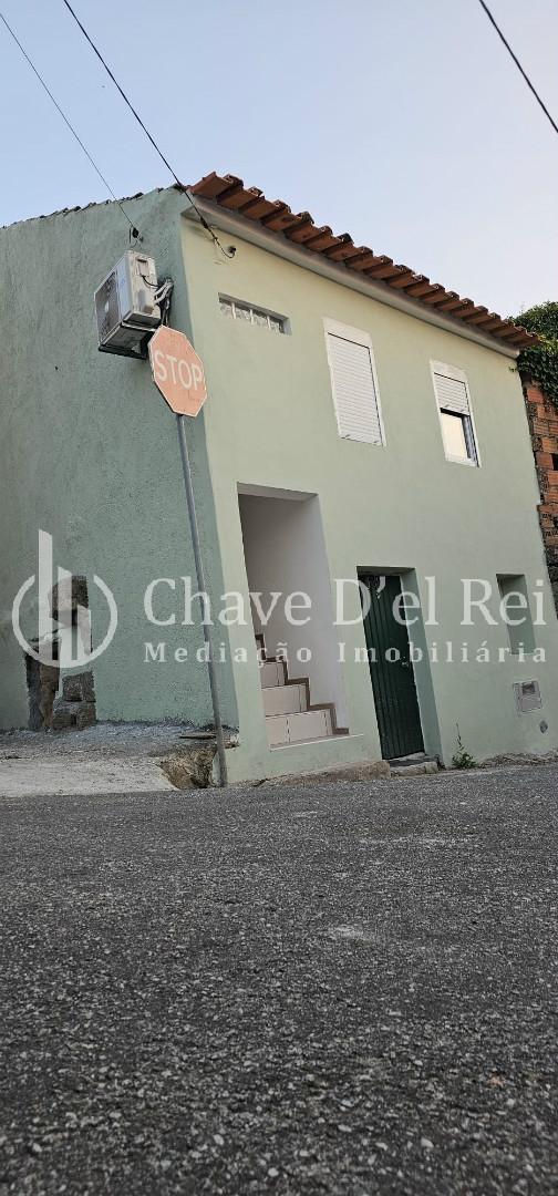 Moradia em Banda T2 Venda em Silgueiros,Viseu
