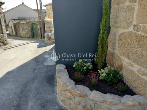 Moradia em Banda T3 Venda em Boa Aldeia, Farminhão e Torredeita,Viseu