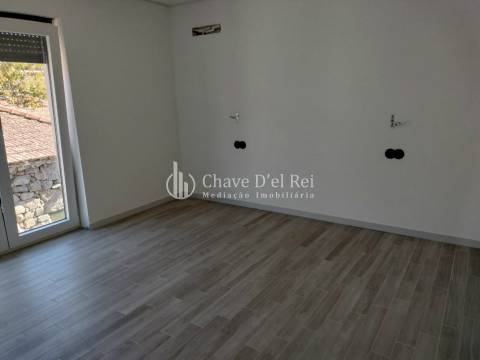 Moradia em Banda T3 Venda em Boa Aldeia, Farminhão e Torredeita,Viseu