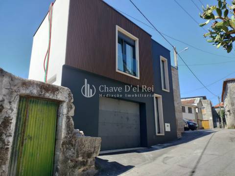 Moradia em Banda T3 Venda em Boa Aldeia, Farminhão e Torredeita,Viseu