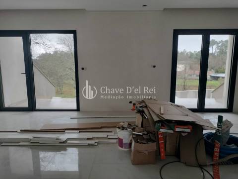 Moradia em Banda T3 Venda em Campo,Viseu