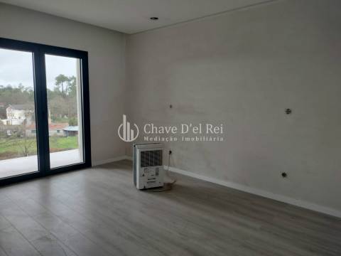 Moradia em Banda T3 Venda em Campo,Viseu