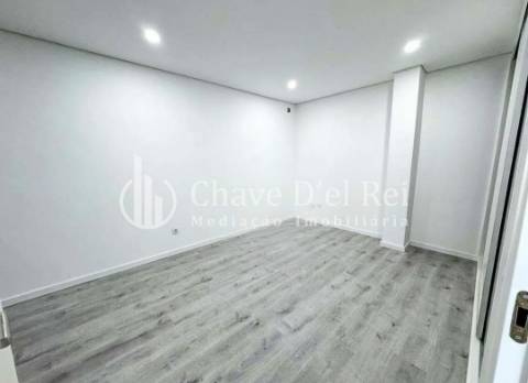 Apartamento T1 Venda em Repeses e São Salvador,Viseu