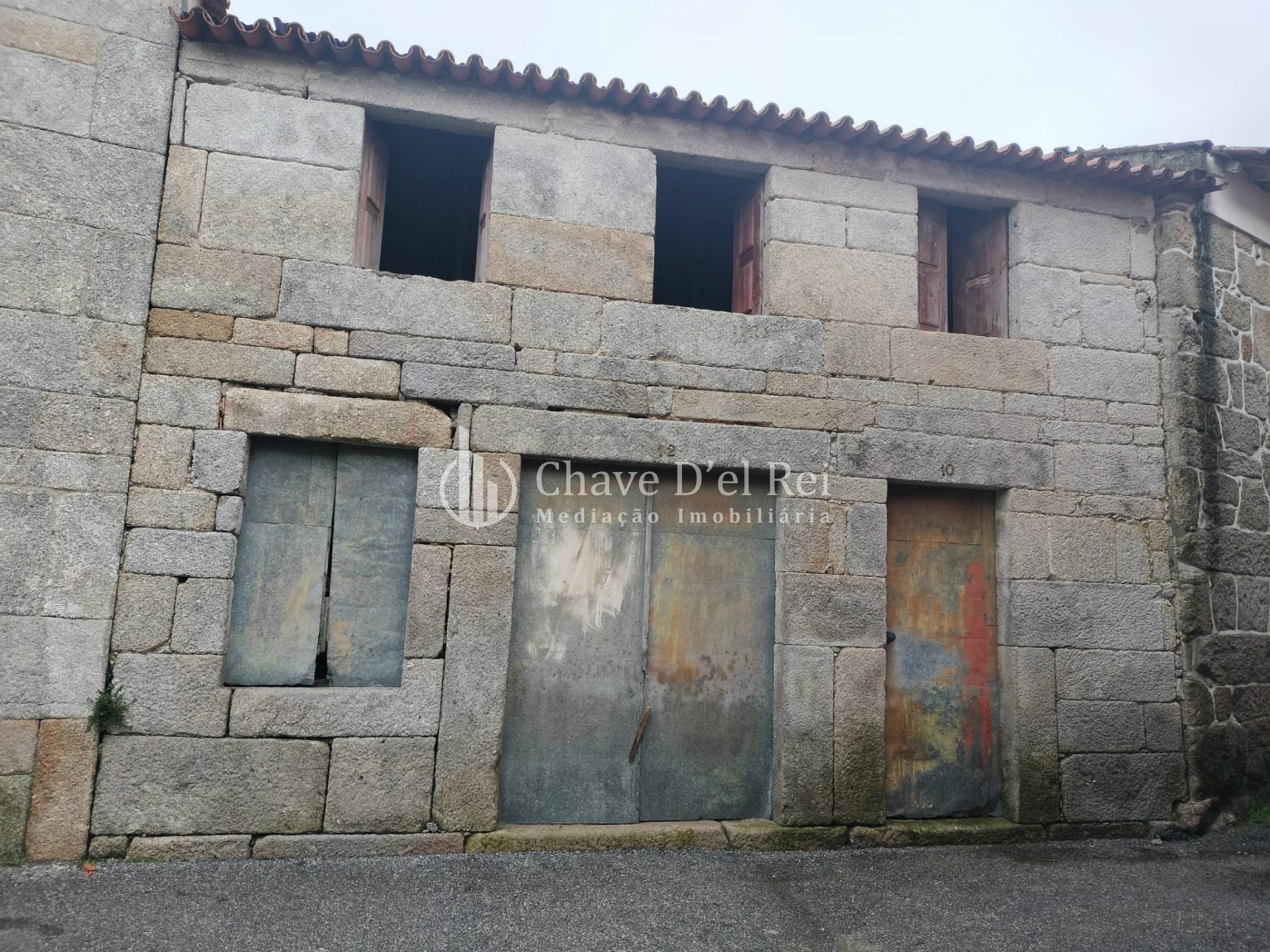 Moradia em Banda T3 Venda em Silgueiros,Viseu