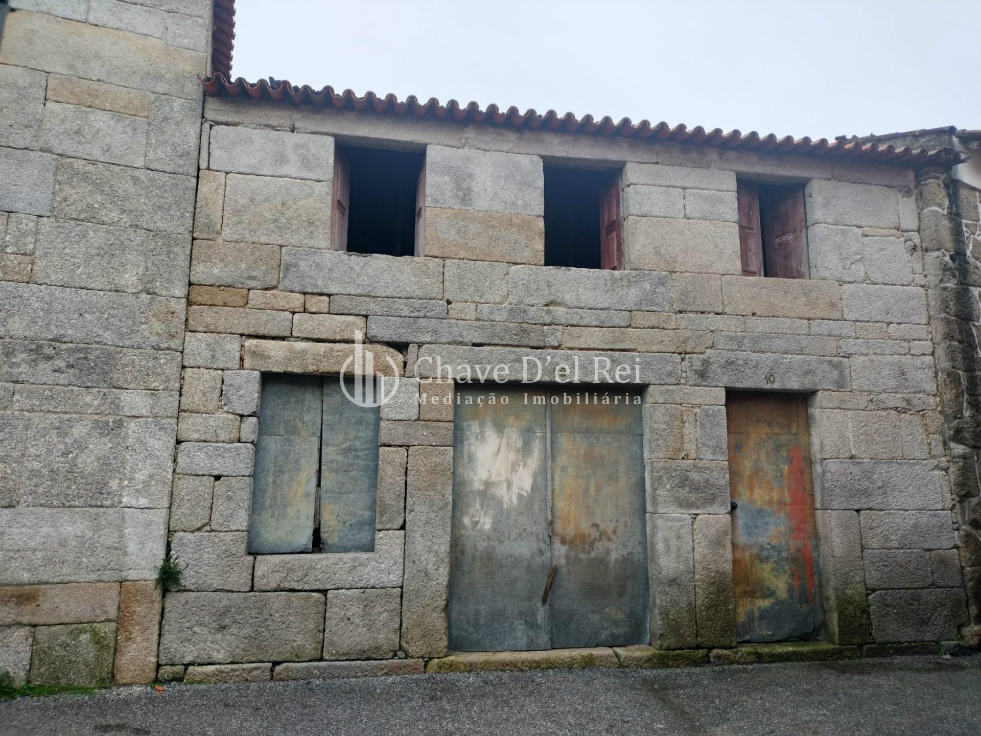 Moradia em Banda T3 Venda em Silgueiros,Viseu