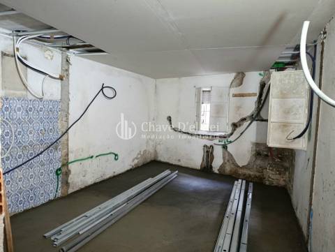 Andar Moradia T1 Venda em Repeses e São Salvador,Viseu