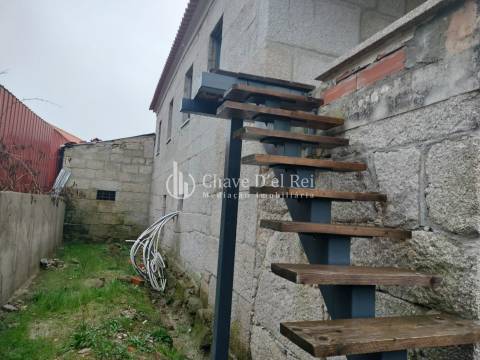 Moradia em Banda T4 Venda em Silgueiros,Viseu