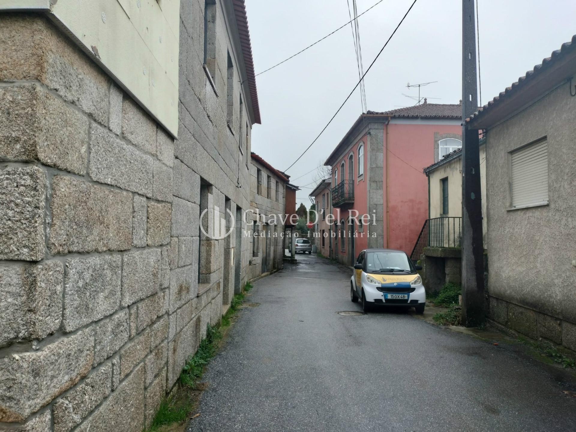 Moradia em Banda T4 Venda em Silgueiros,Viseu