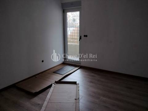 Apartamento T3 Venda em Cavernães,Viseu