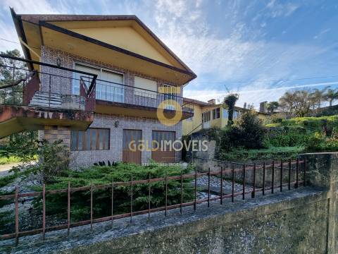 Moradia Isolada T5 Venda em Milheirós de Poiares,Santa Maria da Feira