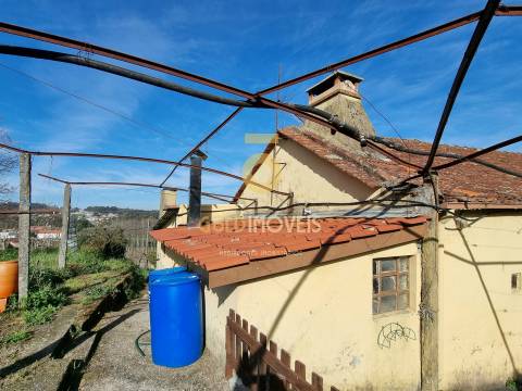 Moradia Isolada T5 Venda em Milheirós de Poiares,Santa Maria da Feira