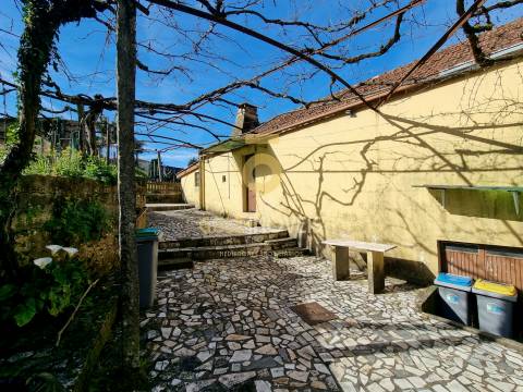 Moradia Isolada T5 Venda em Milheirós de Poiares,Santa Maria da Feira