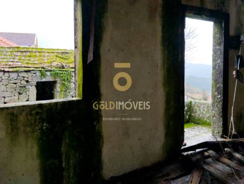 Moradia para Restaurar