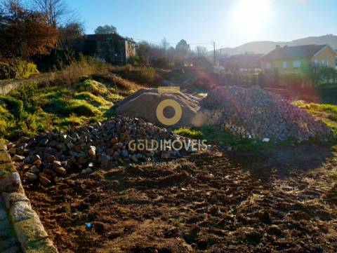 Terreno Para Construção  Venda em Nespereira,Cinfães