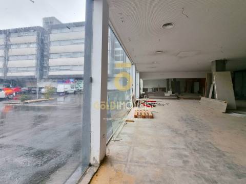 Loja  Venda em Santa Maria da Feira, Travanca, Sanfins e Espargo,Santa Maria da Feira