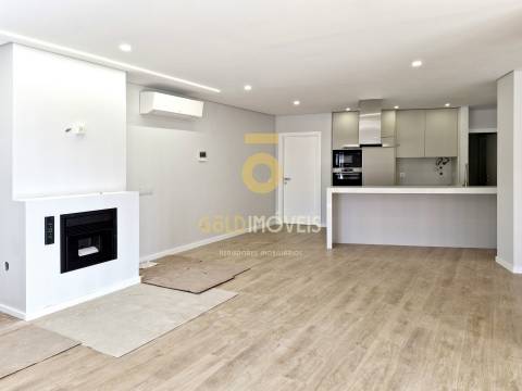 Apartamento T2+1 Venda em Oliveira de Azeméis, Santiago de Riba-Ul, Ul, Macinhata da Seixa e Madail,Oliveira de Azeméis