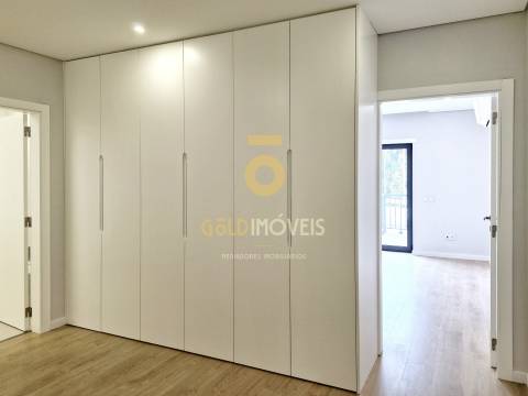 Apartamento T2+1 Venda em Oliveira de Azeméis, Santiago de Riba-Ul, Ul, Macinhata da Seixa e Madail,Oliveira de Azeméis