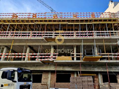 Apartamento T3 Venda em Oliveira de Azeméis, Santiago de Riba-Ul, Ul, Macinhata da Seixa e Madail,Oliveira de Azeméis