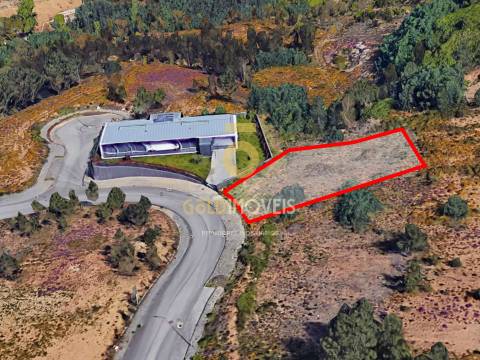 Lote de Terreno  Venda em Nogueira do Cravo e Pindelo,Oliveira de Azeméis