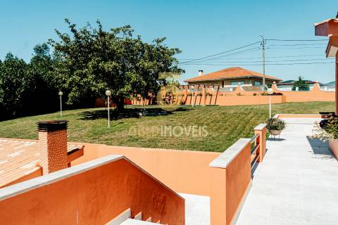 Quinta T4 Venda em Nogueira do Cravo e Pindelo,Oliveira de Azeméis