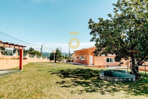 Quinta T4 Venda em Nogueira do Cravo e Pindelo,Oliveira de Azeméis