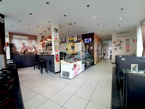 Café  Trespasse em Paredes,Paredes