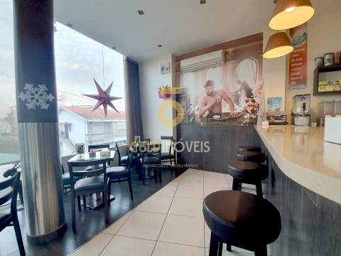 Café  Trespasse em Paredes,Paredes