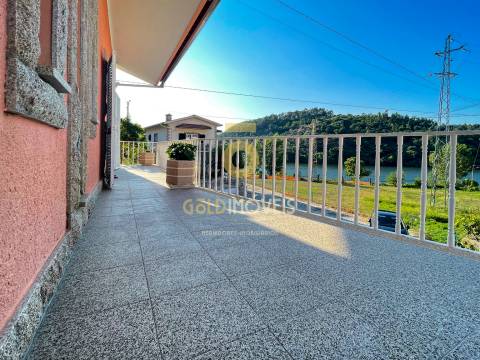 Moradia T4 Venda em Fornos,Castelo de Paiva